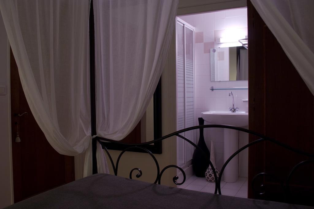 Chambres D'Hotes Domaine De La Brette Moncrabeau Zimmer foto